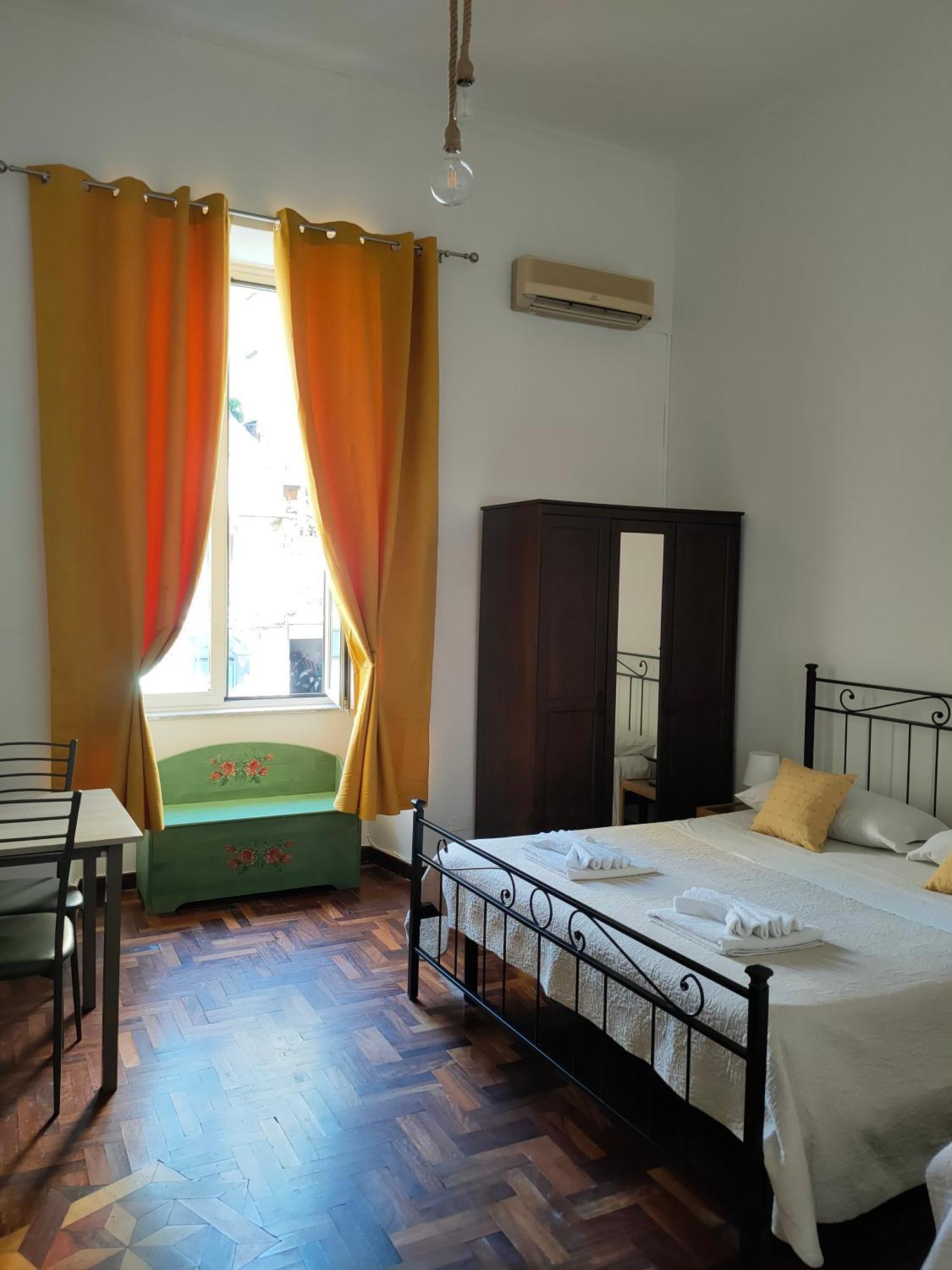 Napoli Centro Casa Annina Close To Toledo St エクステリア 写真