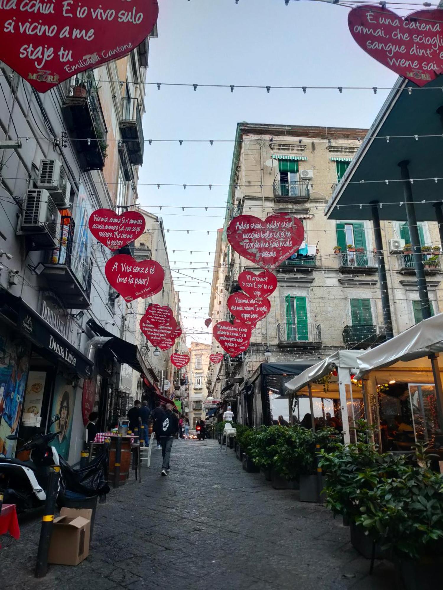 Napoli Centro Casa Annina Close To Toledo St エクステリア 写真